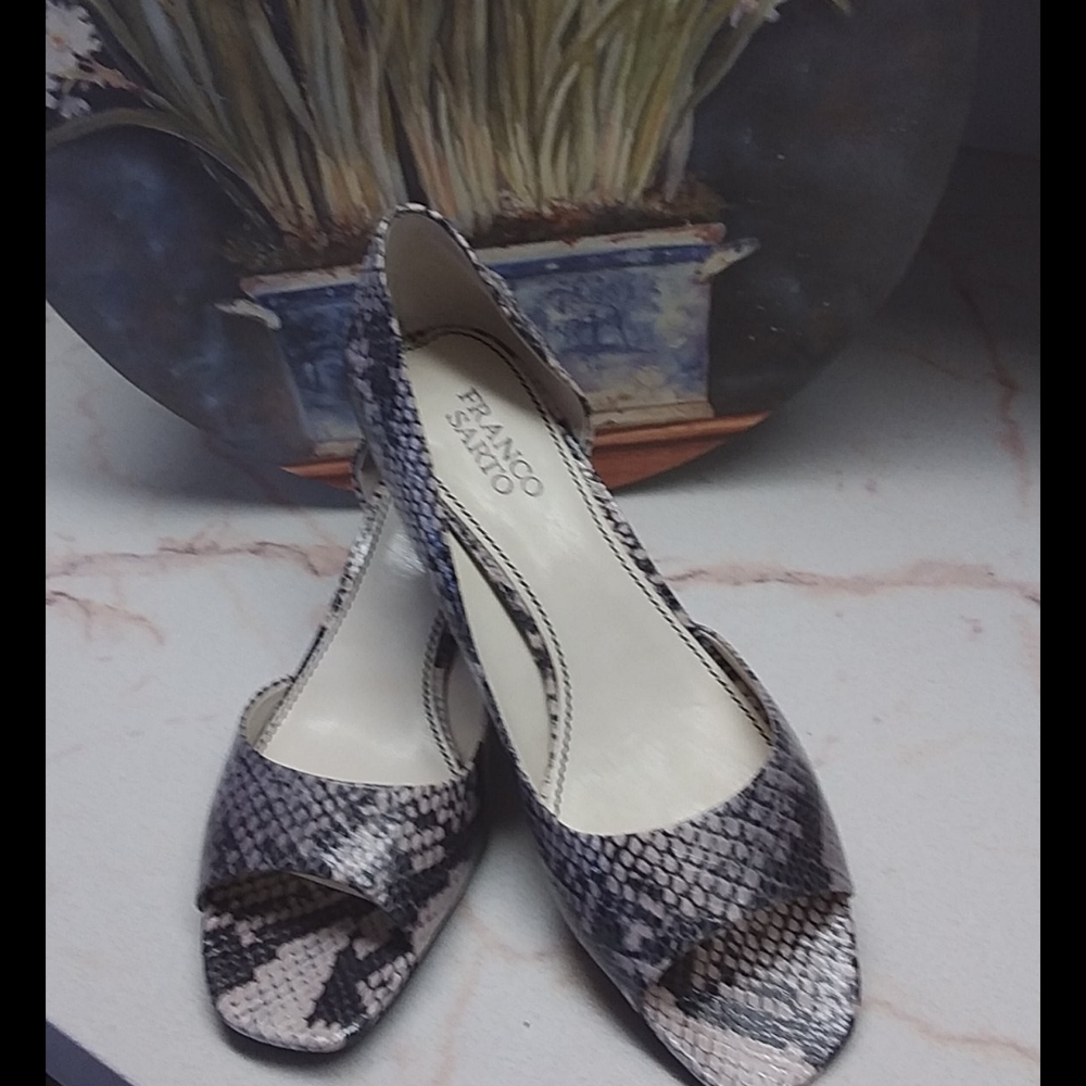 Franco Sarto sandal 2 1/4 inch heel . Gently Worn